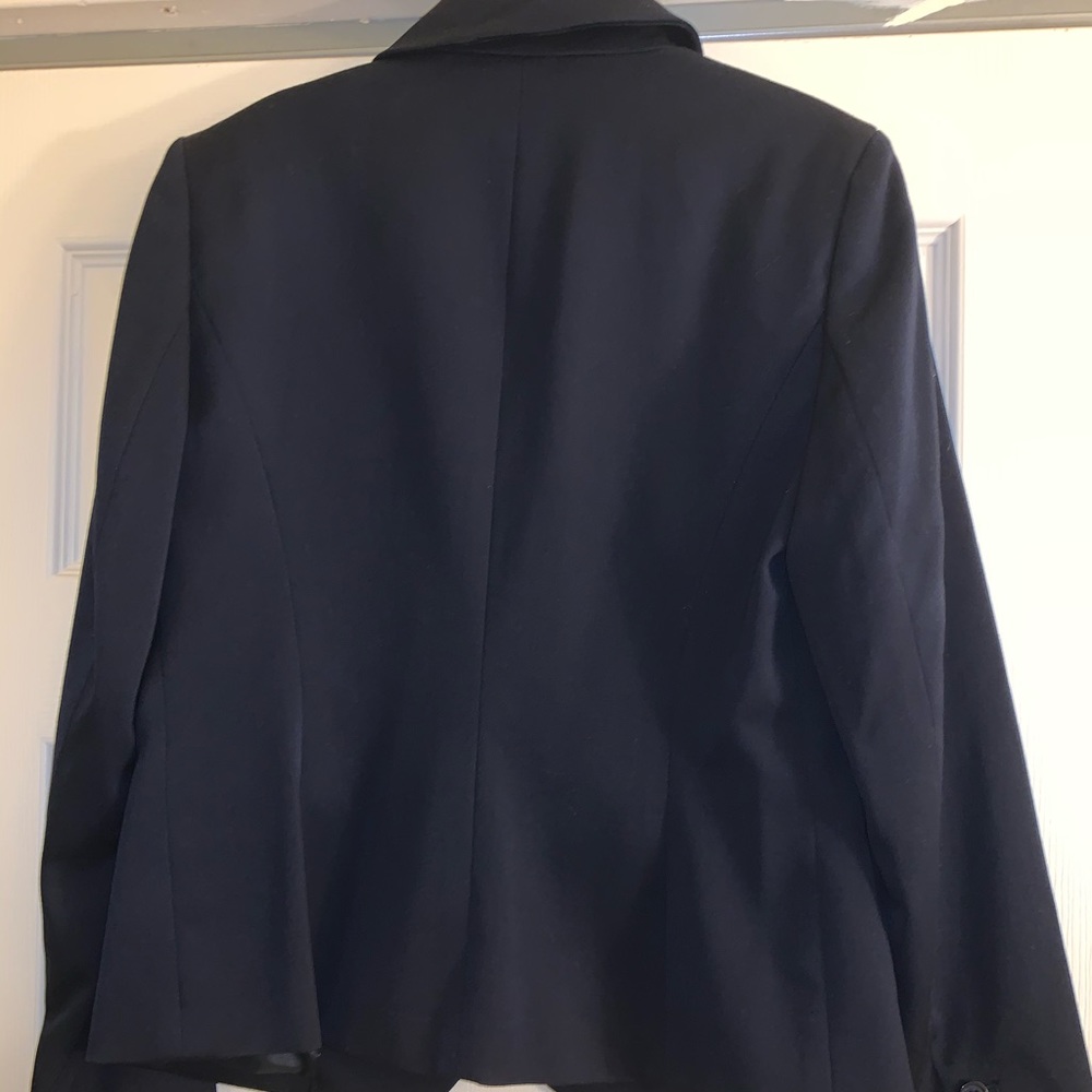 Blazer - Picture 2 of 4